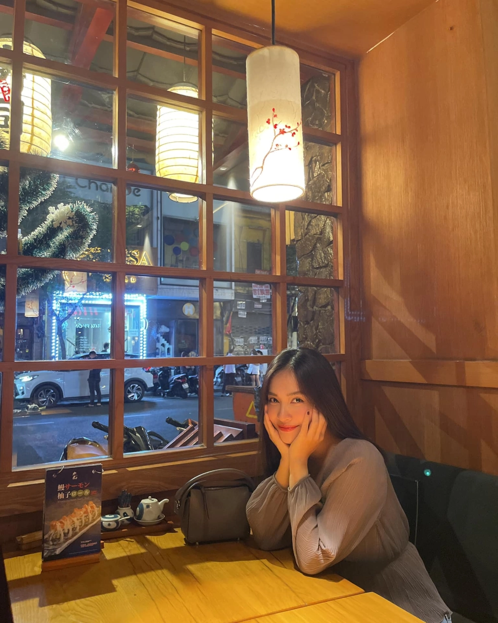 Bắt kịp thông tin về angela phương trinh phốt và những ồn ào trong sự nghiệp