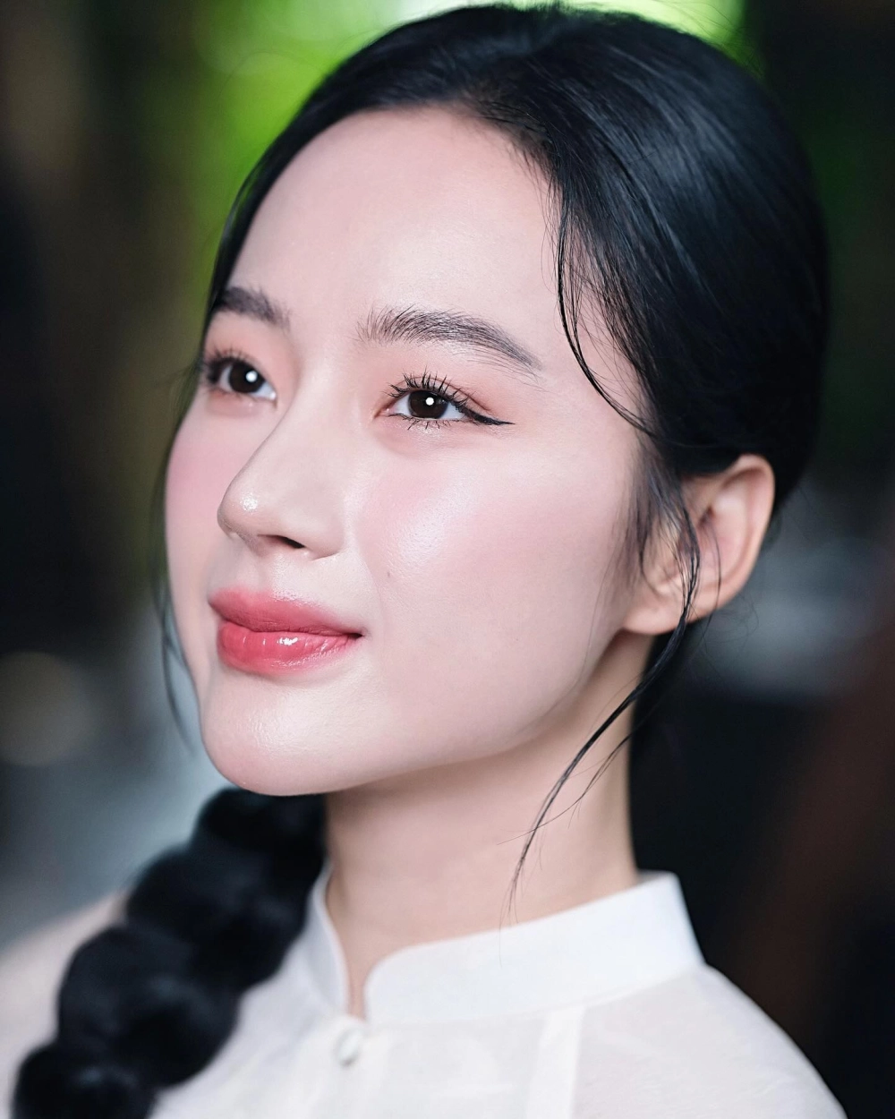 Khám phá về Angela Phương Trinh, nữ diễn viên đa tài và sức hút không thể chối từ