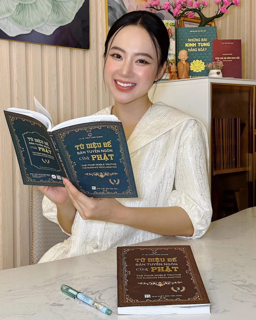 Tiểu sử của Angela Phương Trinh mang đến cho bạn cái nhìn sâu sắc về hành trình và sự nghiệp của cô