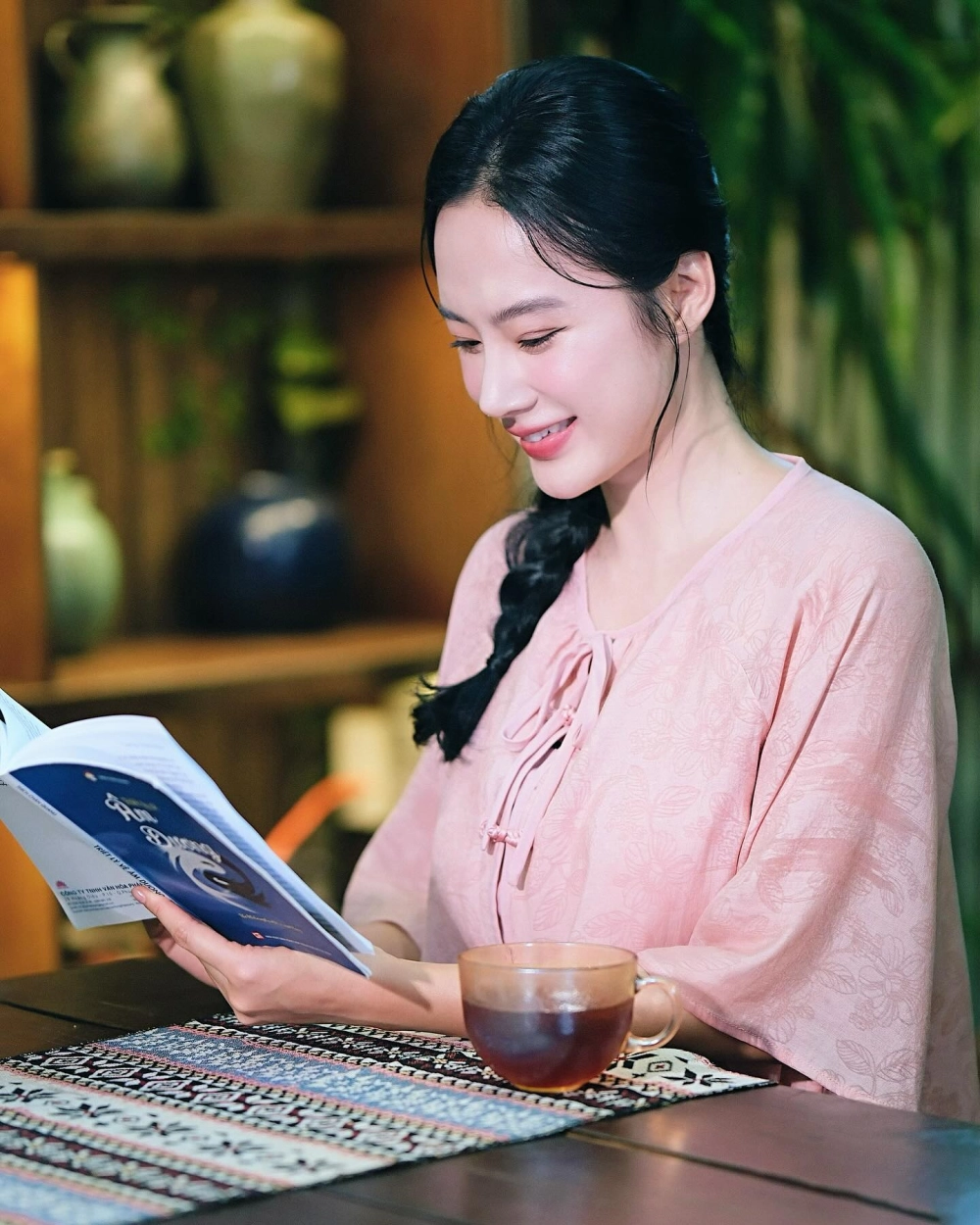 Khám phá những hình Angela Phương Trinh ấn tượng, đẹp tựa thần tiên