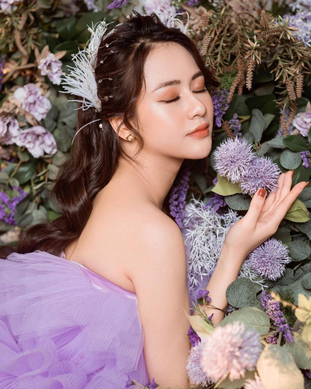 Khám phá diễn viên Việt Hoa cao bao nhiêu và vẻ đẹp không tuổi của cô