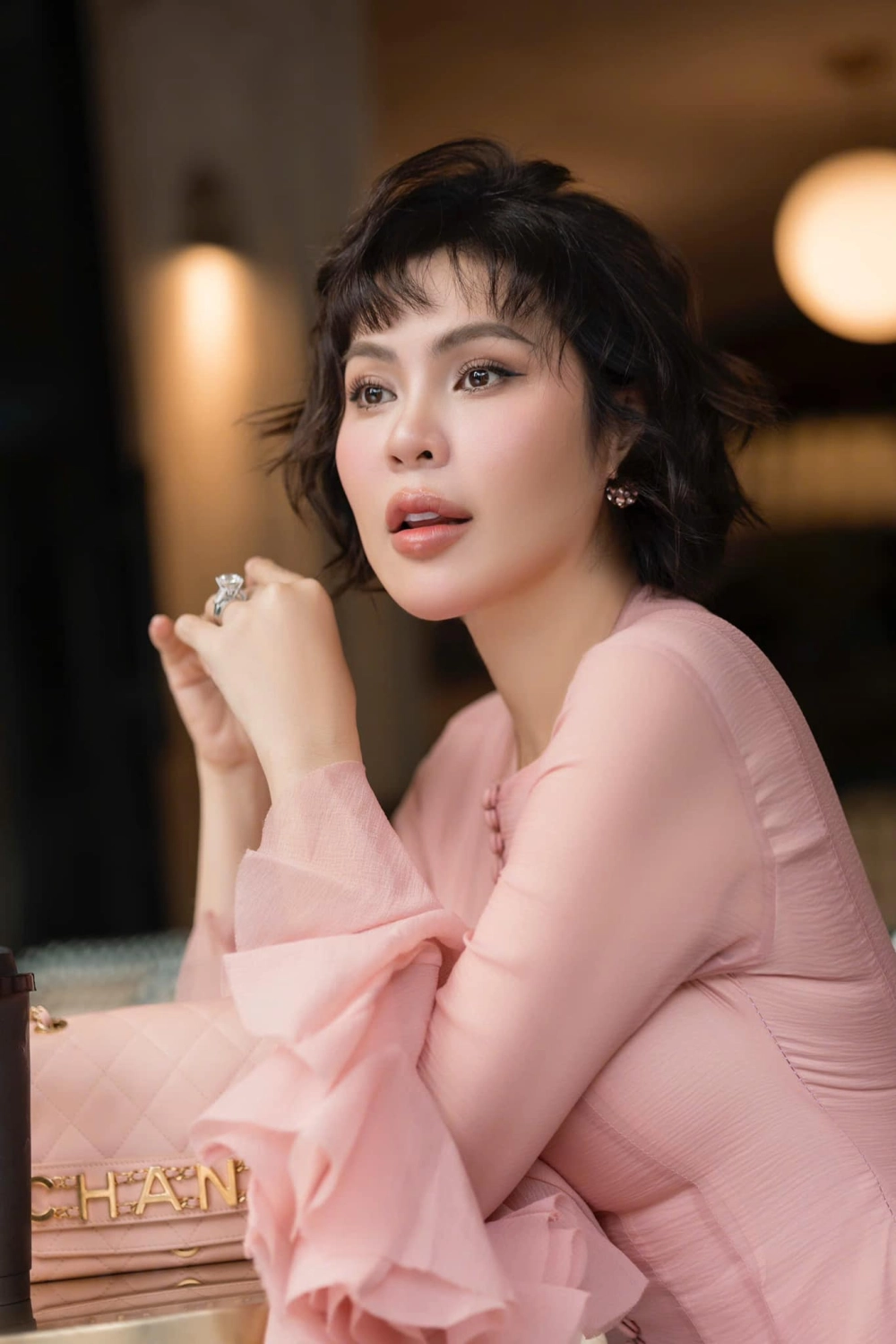 Diễn biến mới nhất về vụ hoa hậu phương lê thu hút dư luận