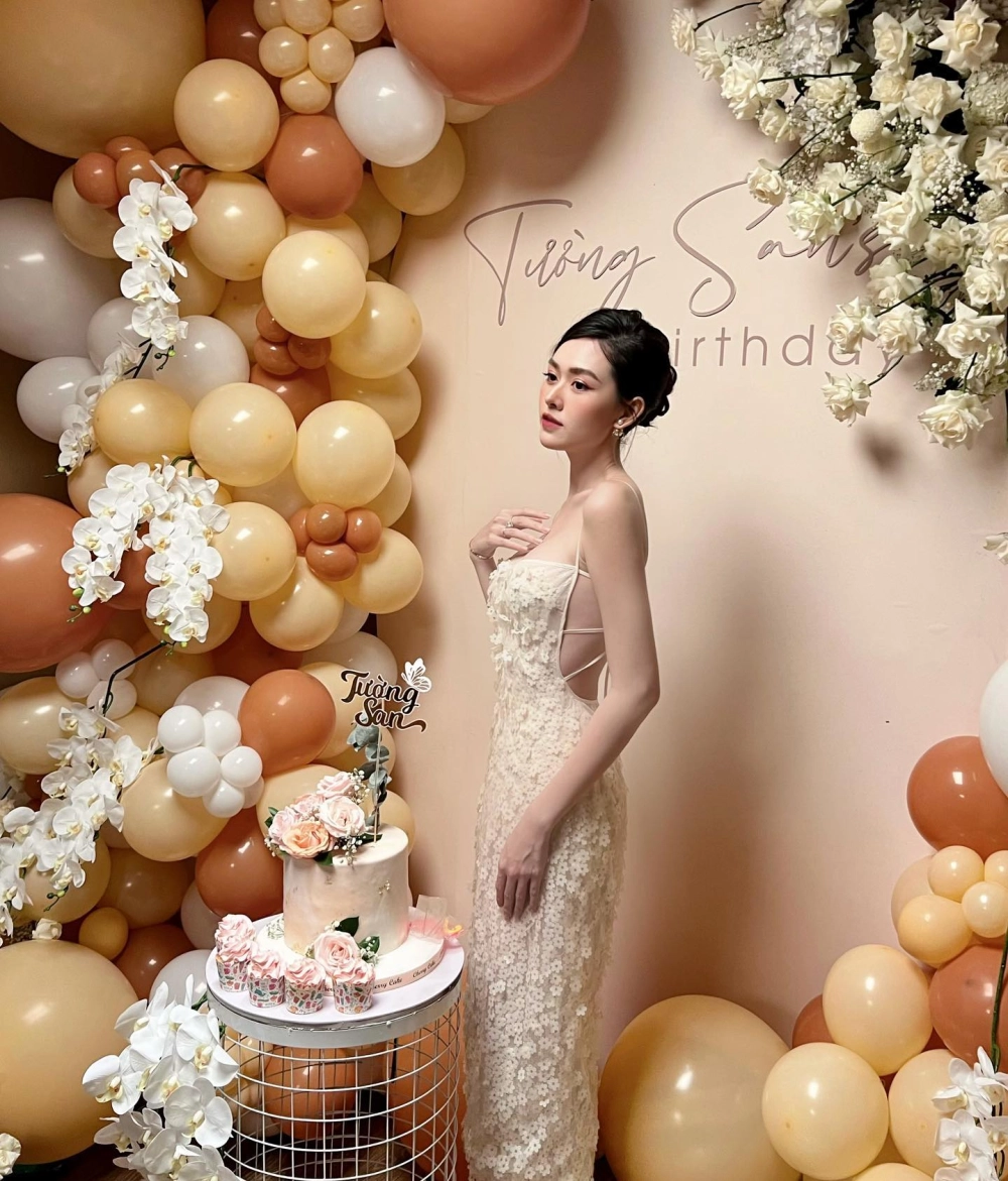 Khám phá trang á hậu tường san instagram với những khoảnh khắc thú vị