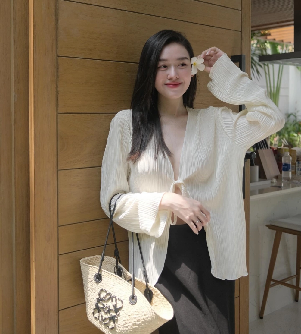 Nhớ lại hình ảnh hoa hậu tường san ngày xưa trong những năm đầu sự nghiệp