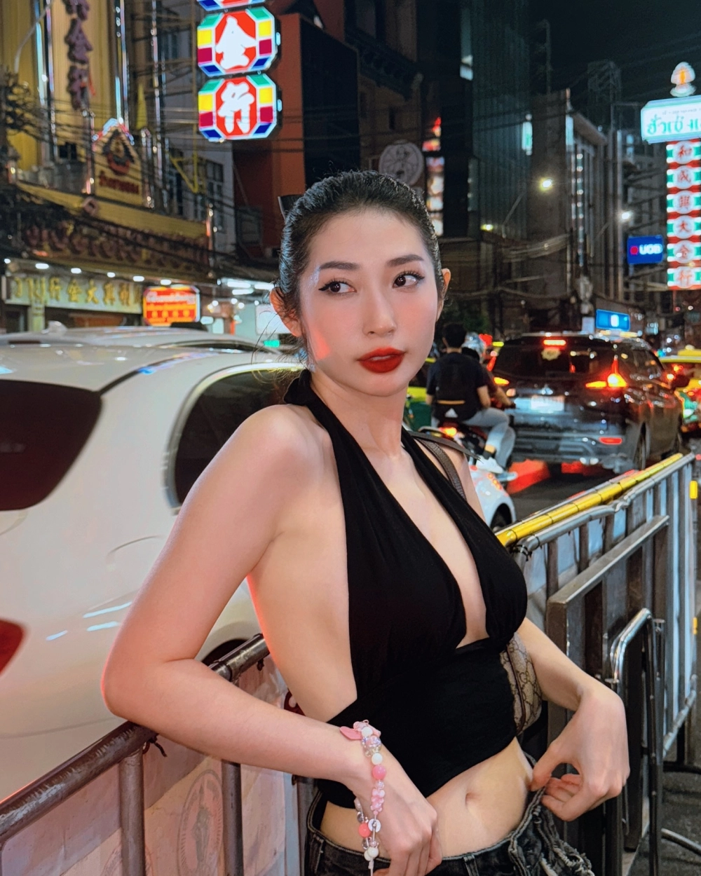 Ý nghĩa của gái xinh TikTok