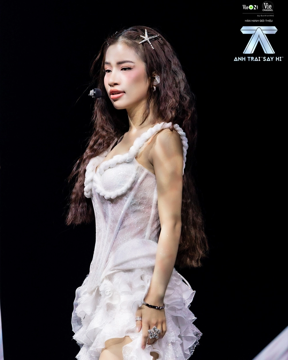 Bùng nổ sức sống trẻ trung với Gái xinh 2k10