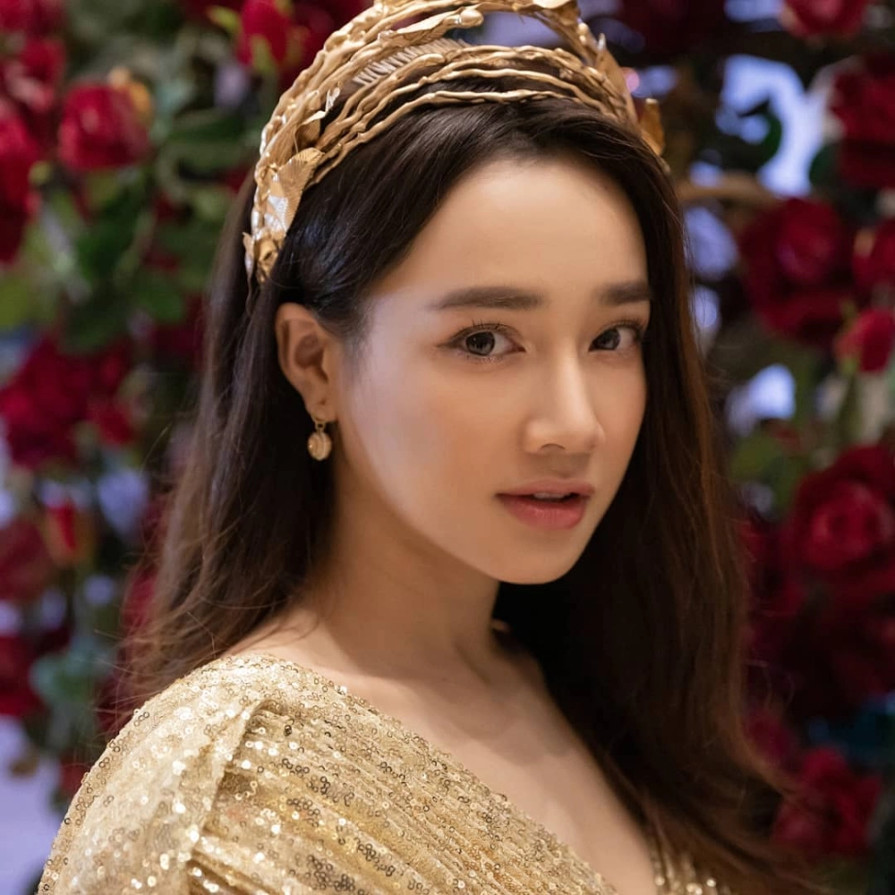 Nhã Phương ngày xưa khác biệt với phong cách hiện đại hiện tại