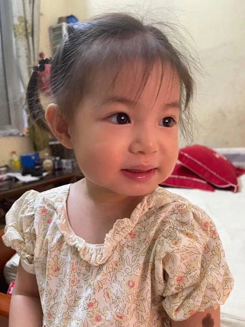 Lựa chọn ngay Hình nền bé gái dễ thương cho điện thoại miễn phí siêu cute