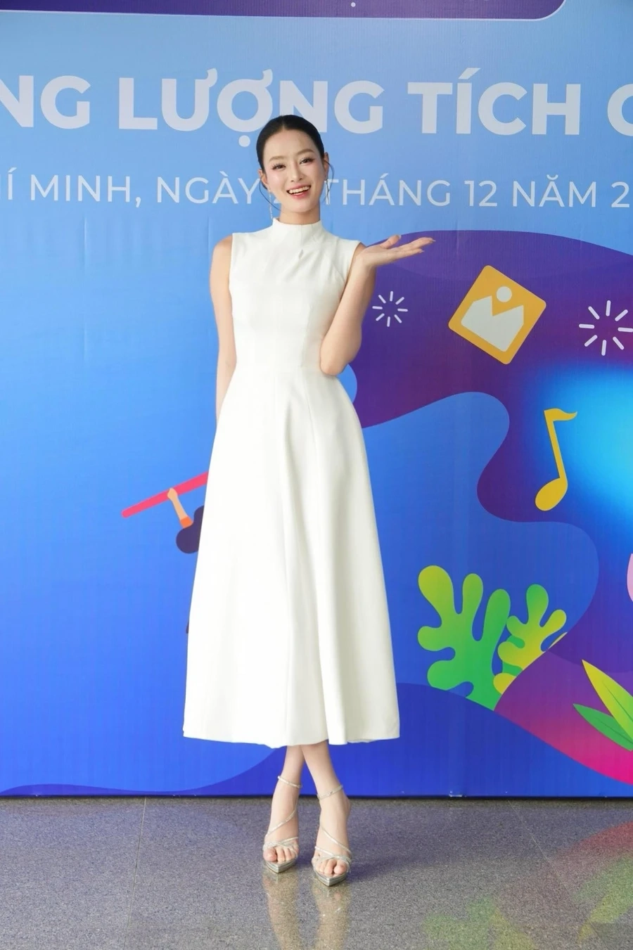 Khoảnh khắc bùi khánh linh toả sáng tại chung kết cuộc thi