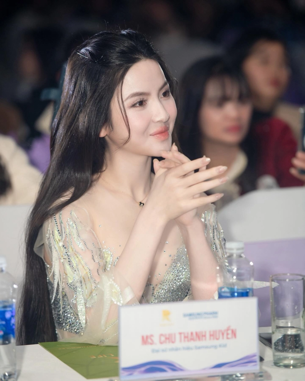 Visual đỉnh cao của chu thanh huyền sinh năm 1994 khiến fan trầm trồ