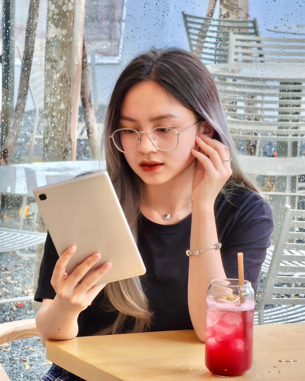 Số đo chiều cao Đặng Thu Hà gây tò mò cho fan