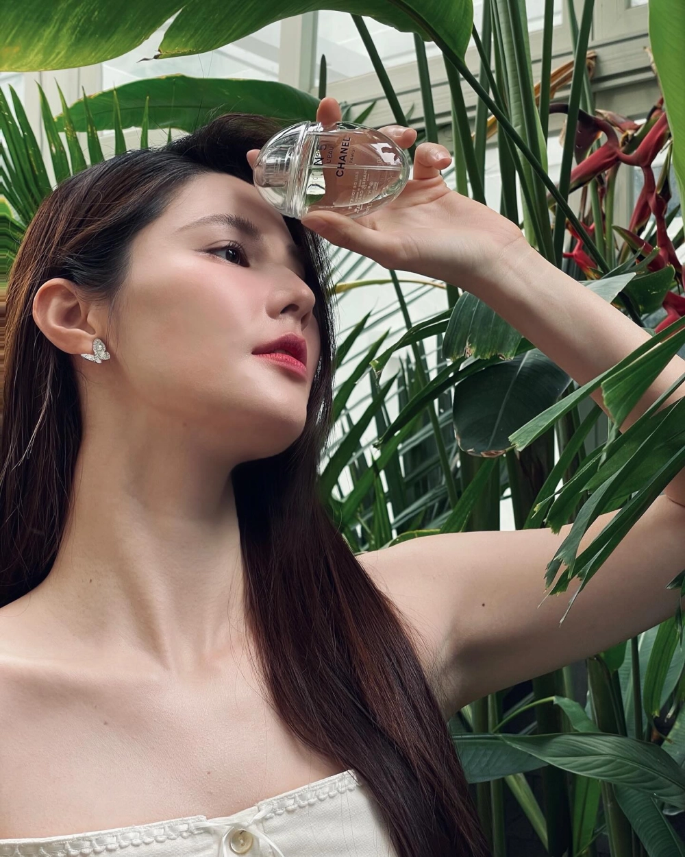 Vẻ đẹp trẻ trung đầy sức sống của diễm my 9x