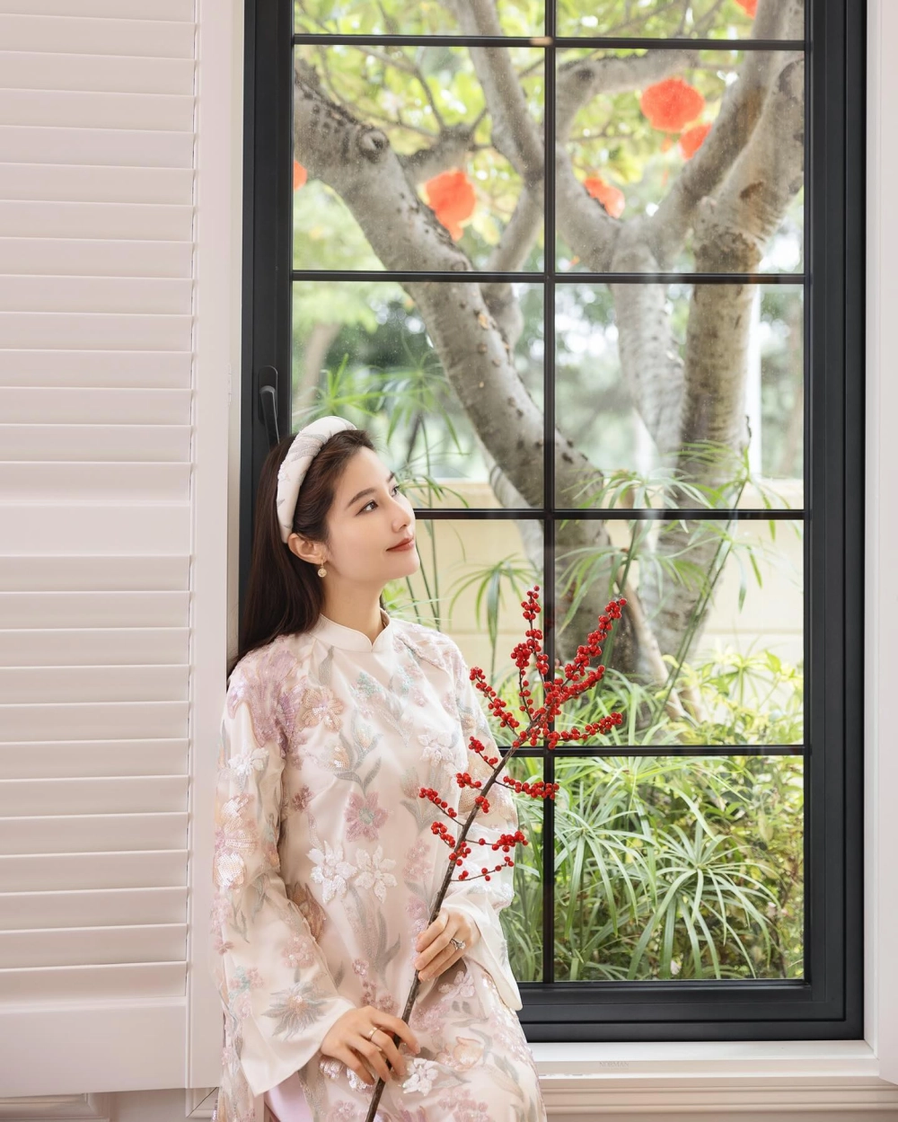 Cuộc sống kín tiếng của diễm my hiện tại khiến fan tò mò