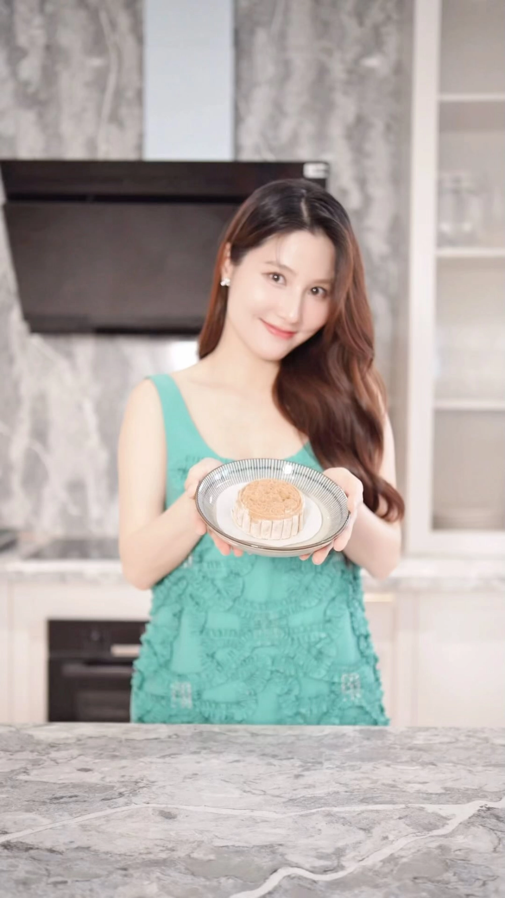 Danh tính chồng diễm my 9x là ai được hé lộ