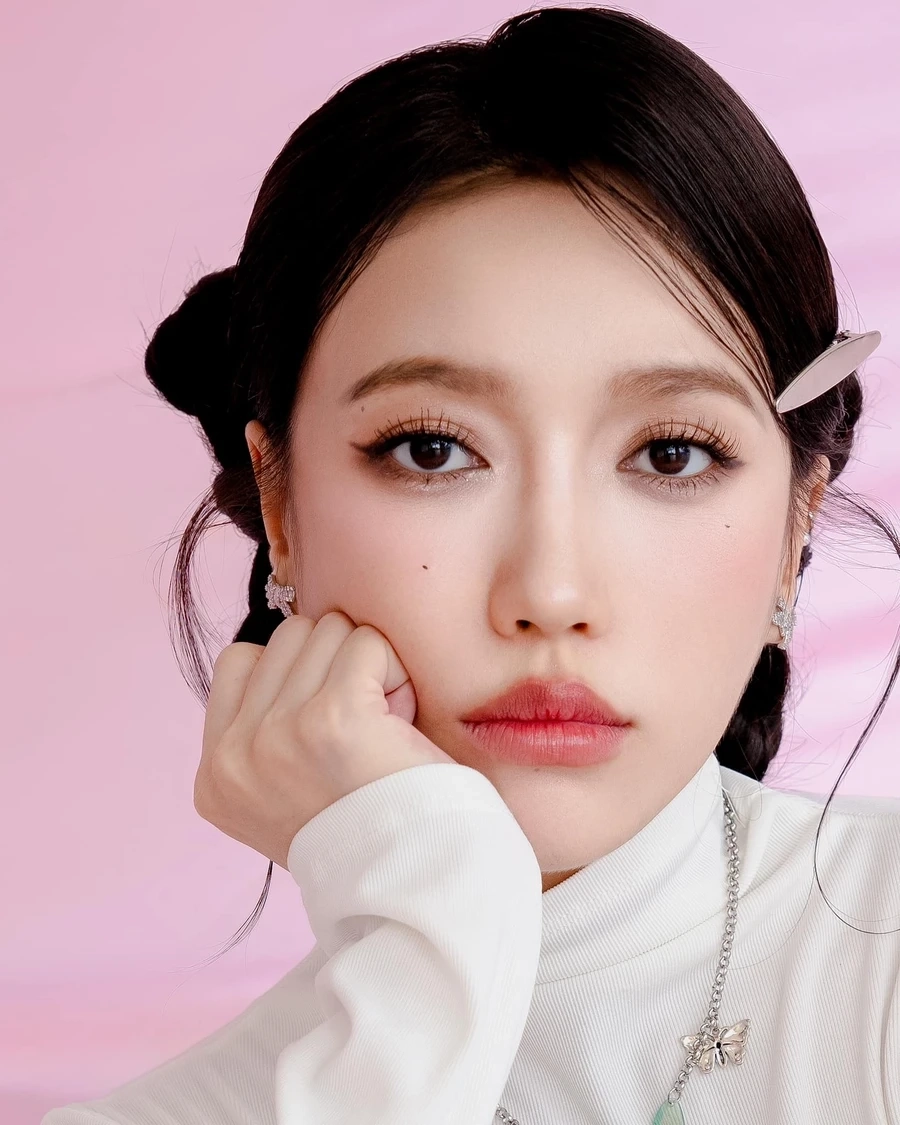 Diệu Nhi Là Ai luôn là từ khóa hot mỗi lần cô xuất hiện