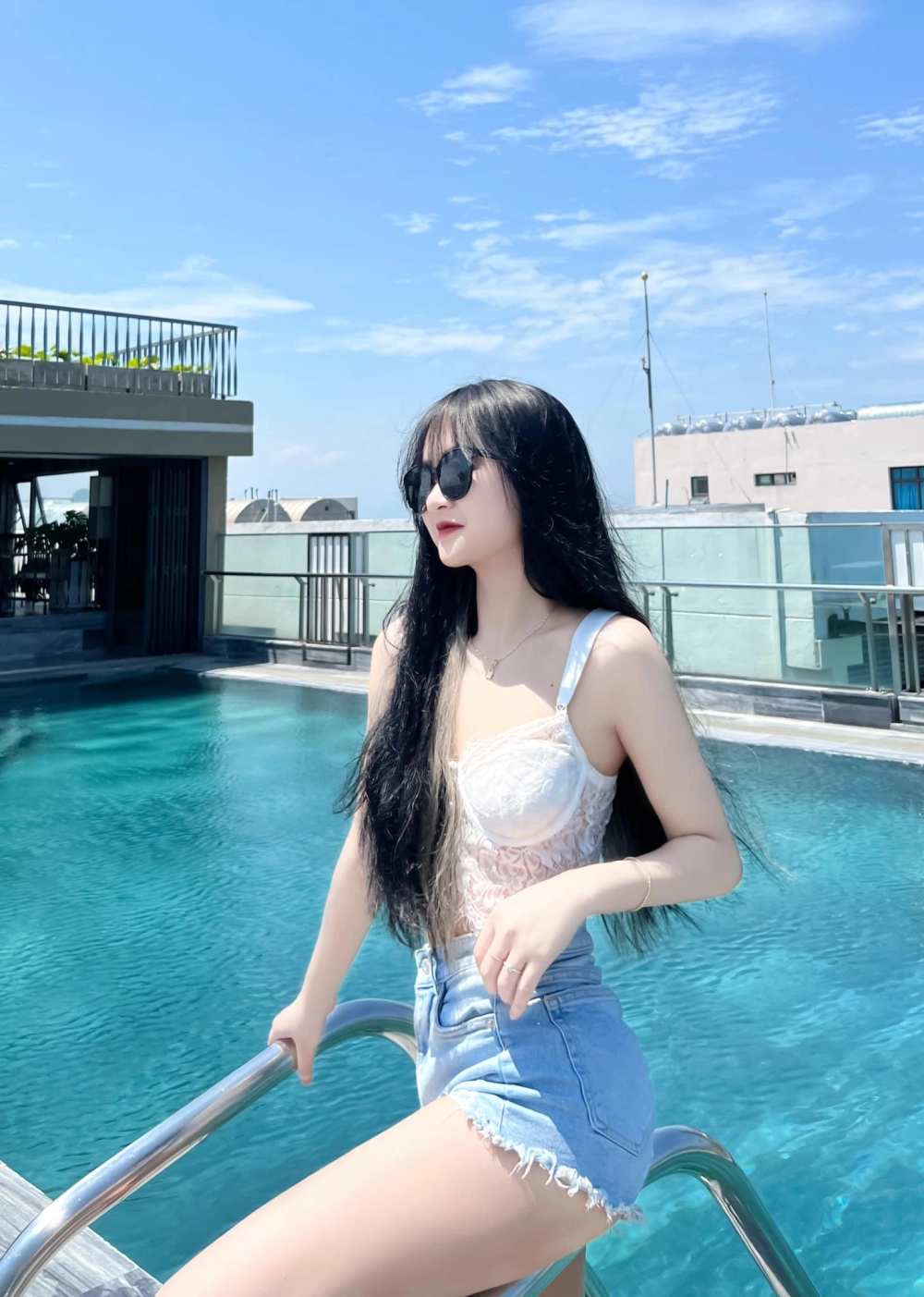 Gấm Kami thi đấu bida cực cháy tại giải đấu chuyên nghiệp