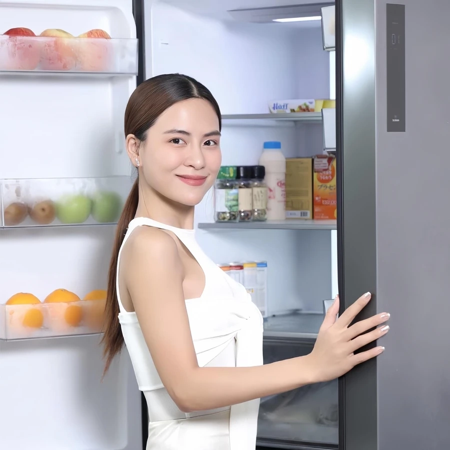 Hà Nhi hát live luôn gây ấn tượng mạnh mẽ với sự chân thật và cảm xúc trong mỗi lần biểu diễn