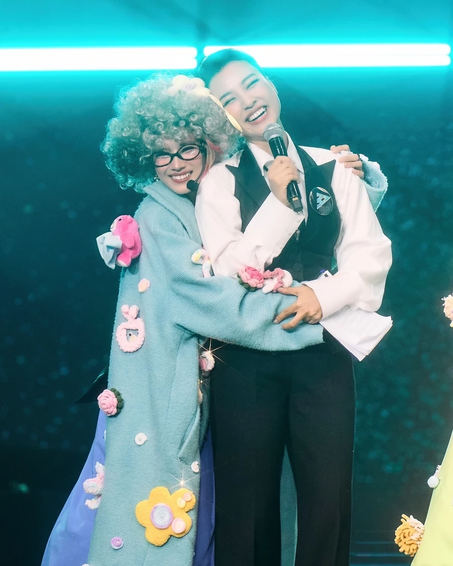 Lời bài hát Hoàng Yến Chibi Ngây Ngô mang đến cảm xúc tươi vui, ngọt ngào
