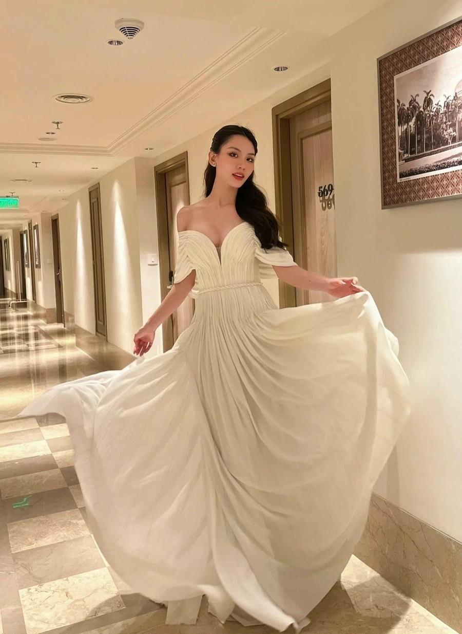 Hoa hậu Huỳnh Nguyễn Mai Phương rời Sen Vàng để phát triển sự nghiệp riêng