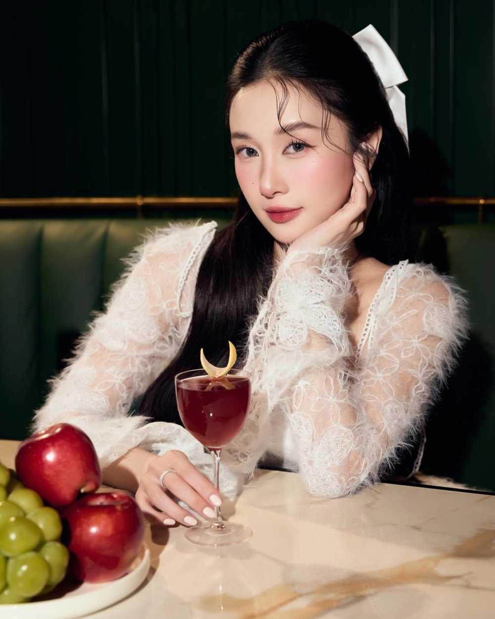 Theo dõi những khoảnh khắc đời thường của jun vũ instagram