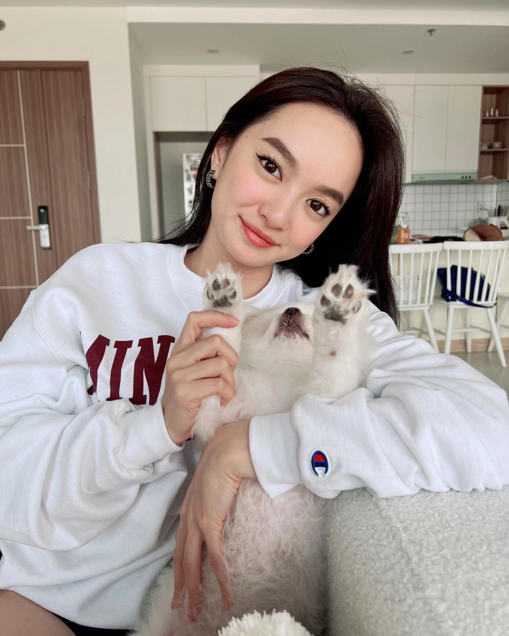 Visual đỉnh cao của kaity nguyễn chiều cao khi diện váy dạ hội