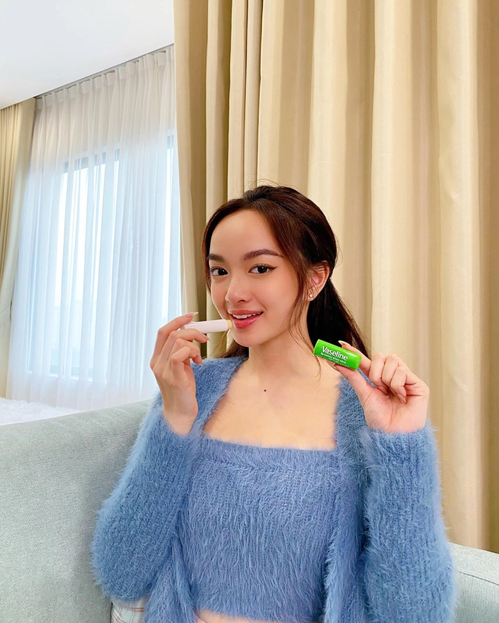 Khoảnh khắc sinh nhật gần đây tiết lộ kaity nguyễn ngày sinh