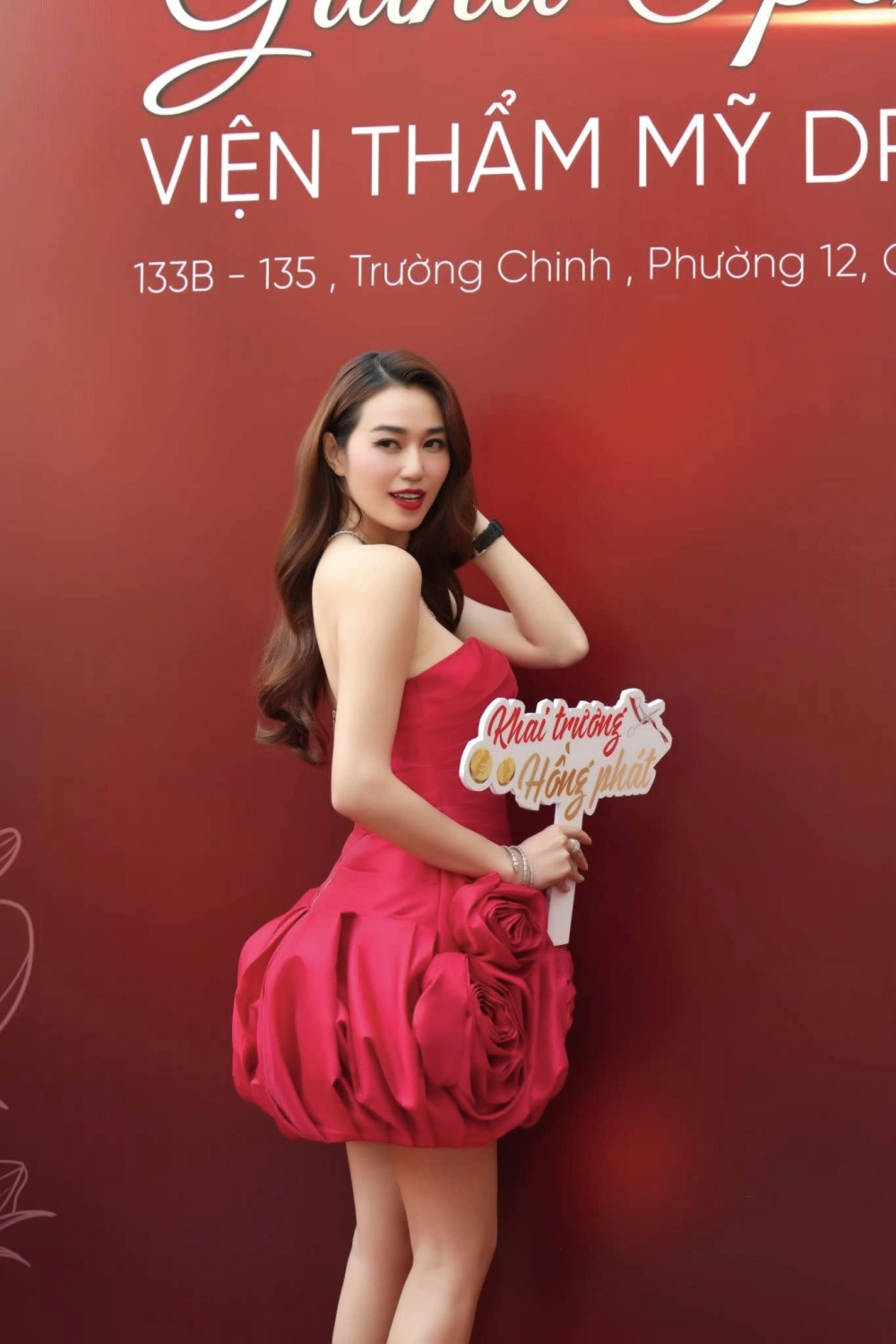 Ca cổ Khánh My đậm chất dân tộc với giọng ca truyền cảm