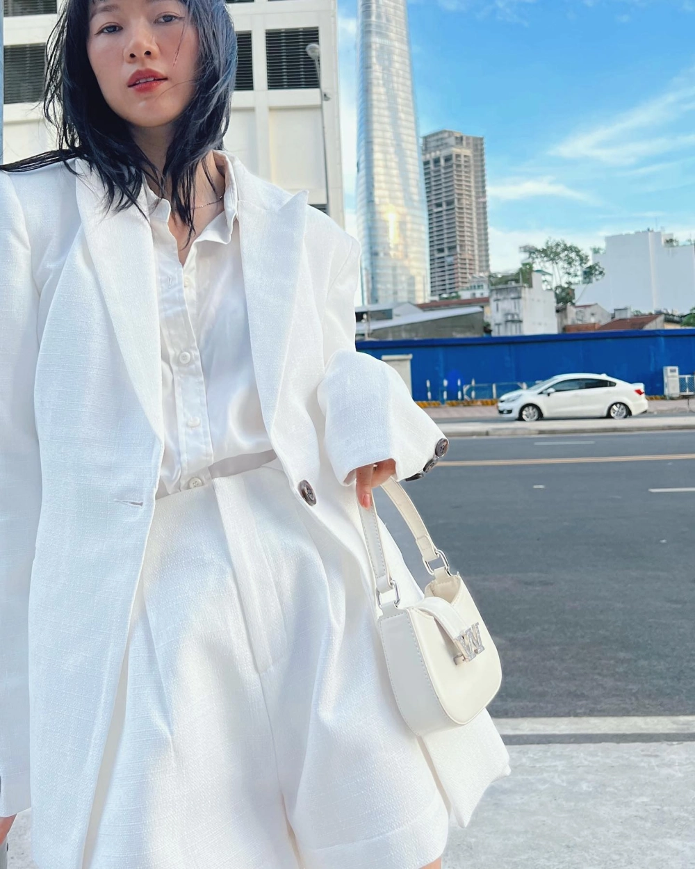 Kiều Oanh Bao Nhiêu Tuổi vẫn giữ nét đẹp mặn mà và sức sống rạng rỡ