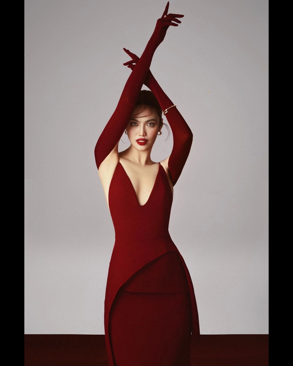 Nhìn lại hành trình đầy ấn tượng của lan khuê miss world 2015