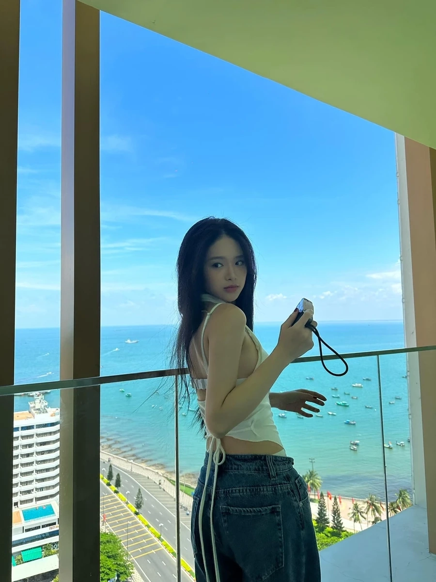Linh Ka body chuẩn khiến nhiều người ngưỡng mộ và truyền cảm hứng