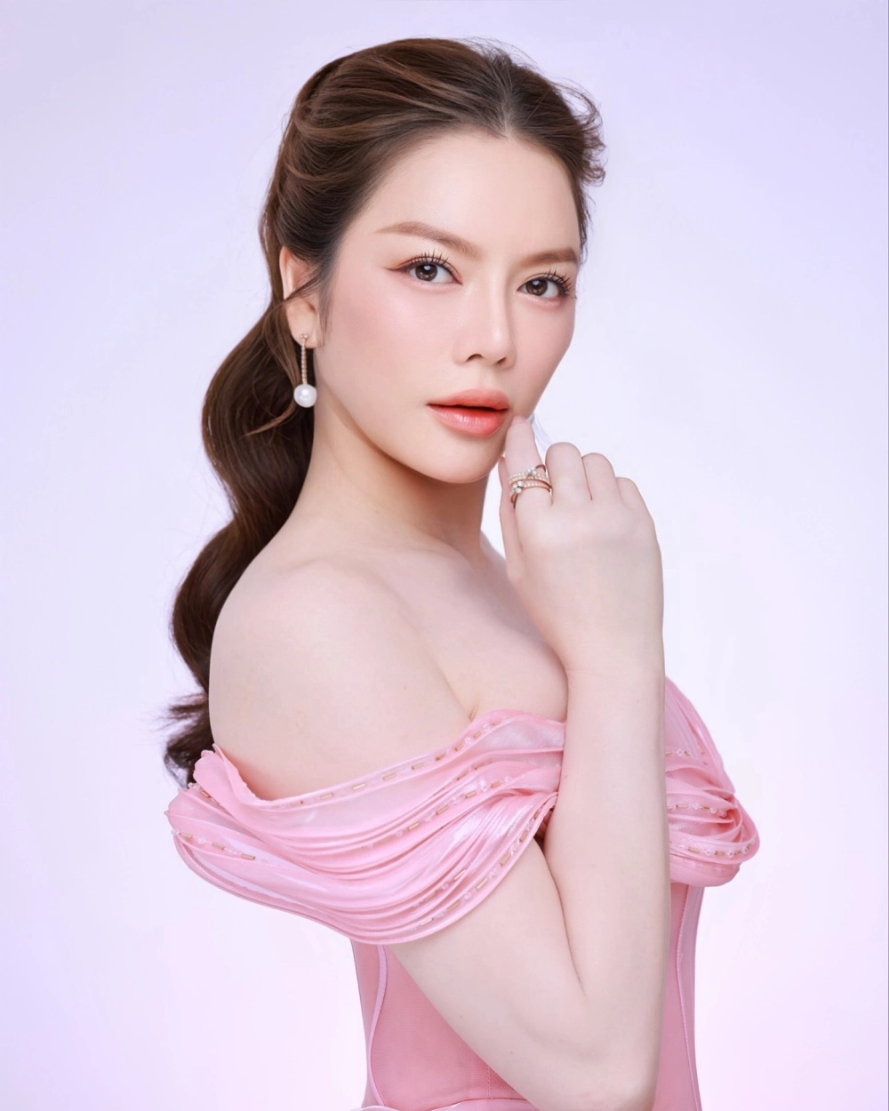 Đám cưới lý nhã kỳ khiến bao người ngưỡng mộ, một sự kiện đặc biệt trong sự nghiệp