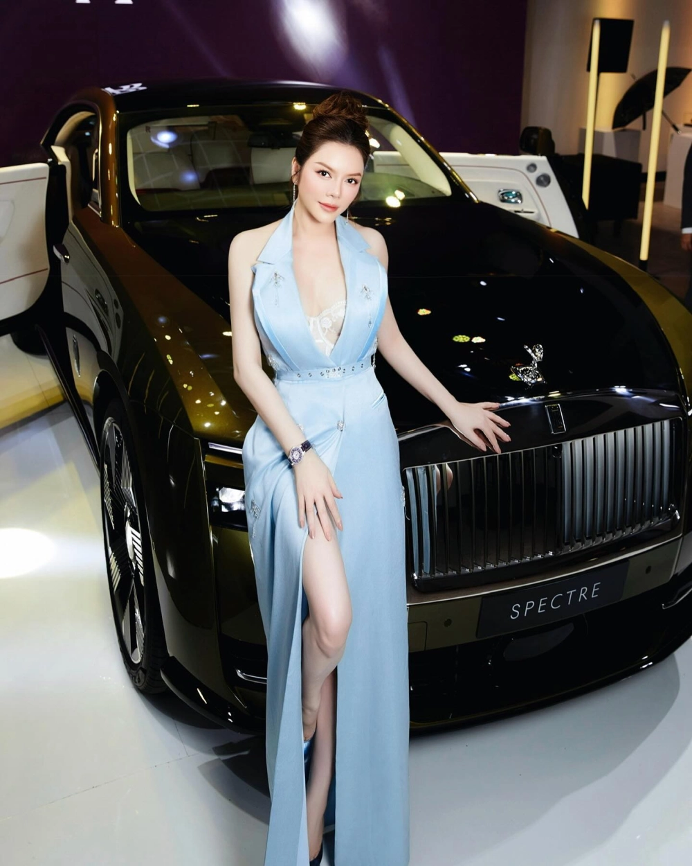 Lễ sinh nhật lý nhã kỳ hoành tráng và những bất ngờ trong buổi tiệc
