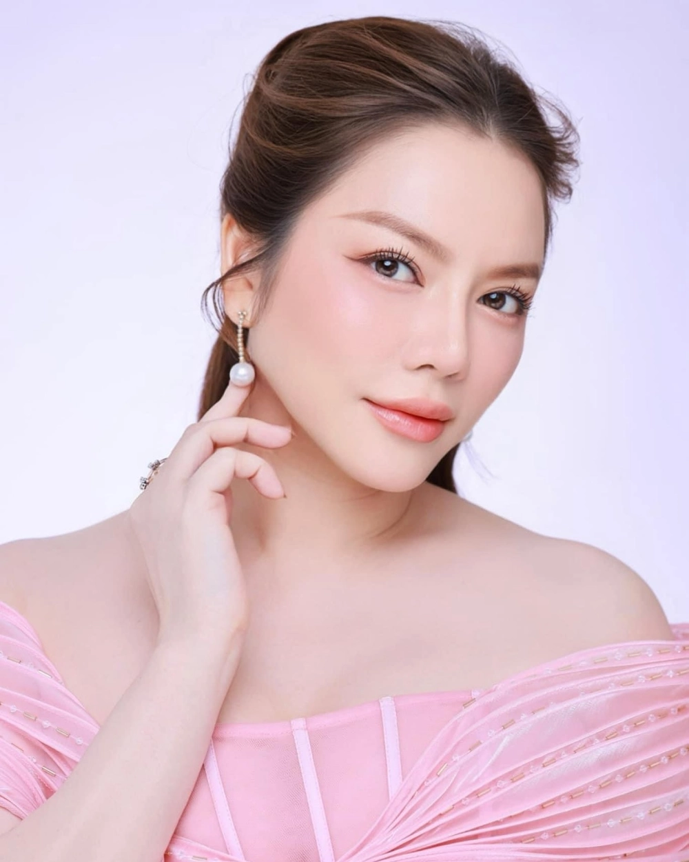 Bí mật đằng sau tài sản của lý nhã kỳ và cách cô duy trì sự giàu có