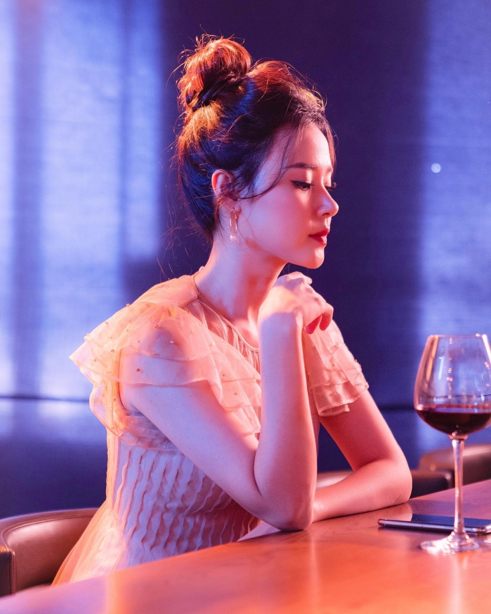 Không chỉ diễn viên, Midu làm nghề gì khiến nhiều người ngưỡng mộ