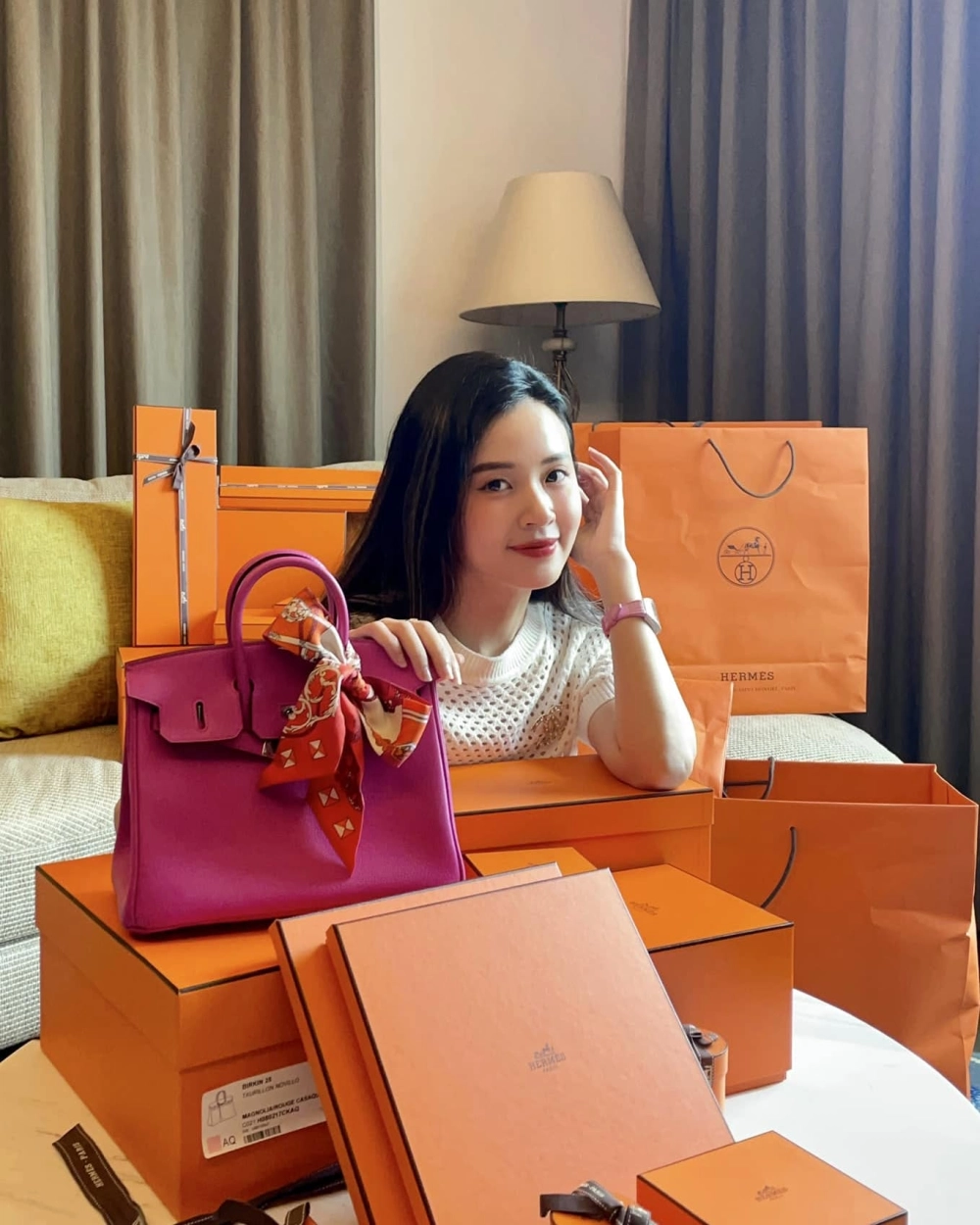 Không ai ngờ Midu cao bao nhiêu lại có tỷ lệ cân đối đến thế