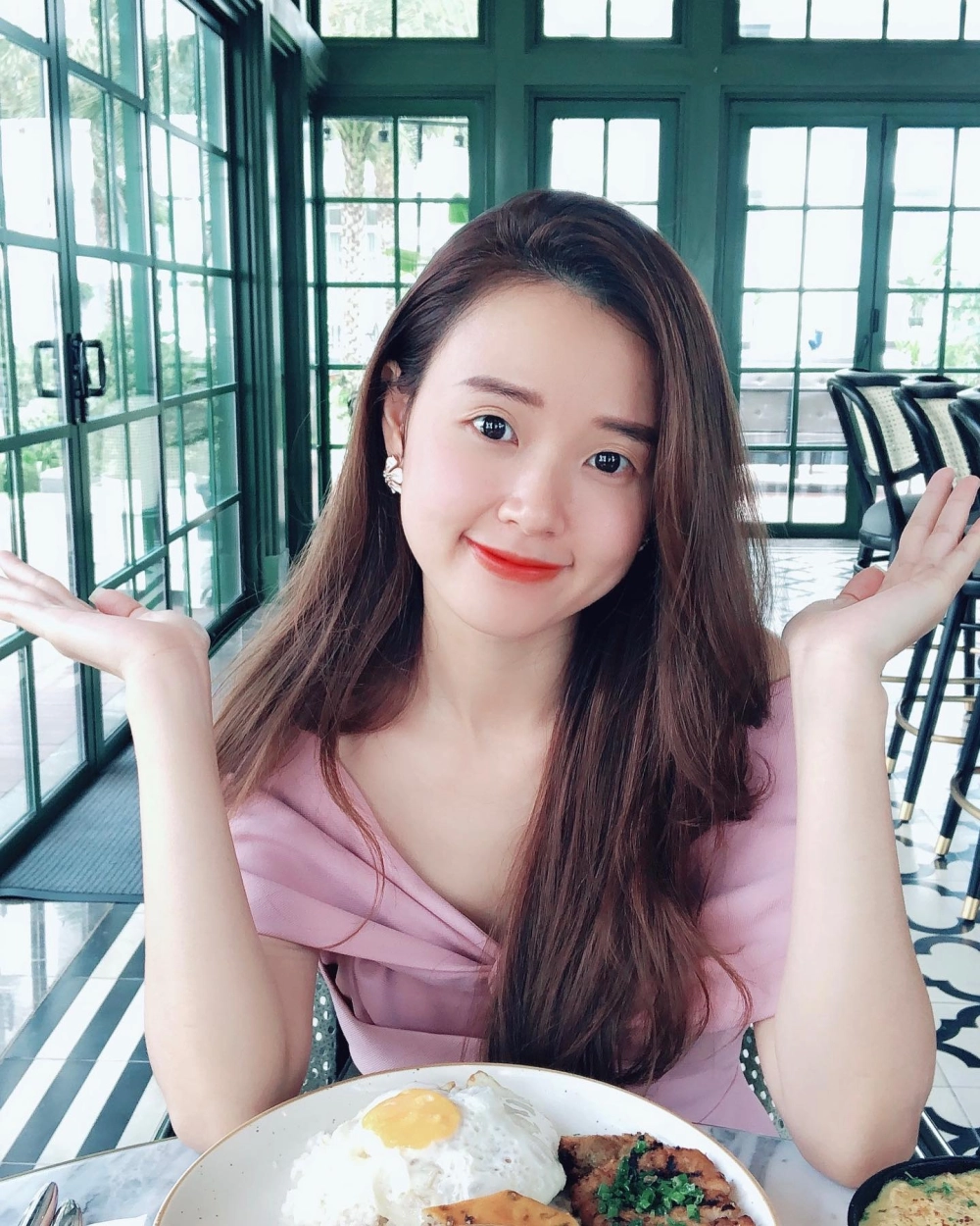 Clip YouTube Midu luôn truyền cảm hứng và lan toả tích cực