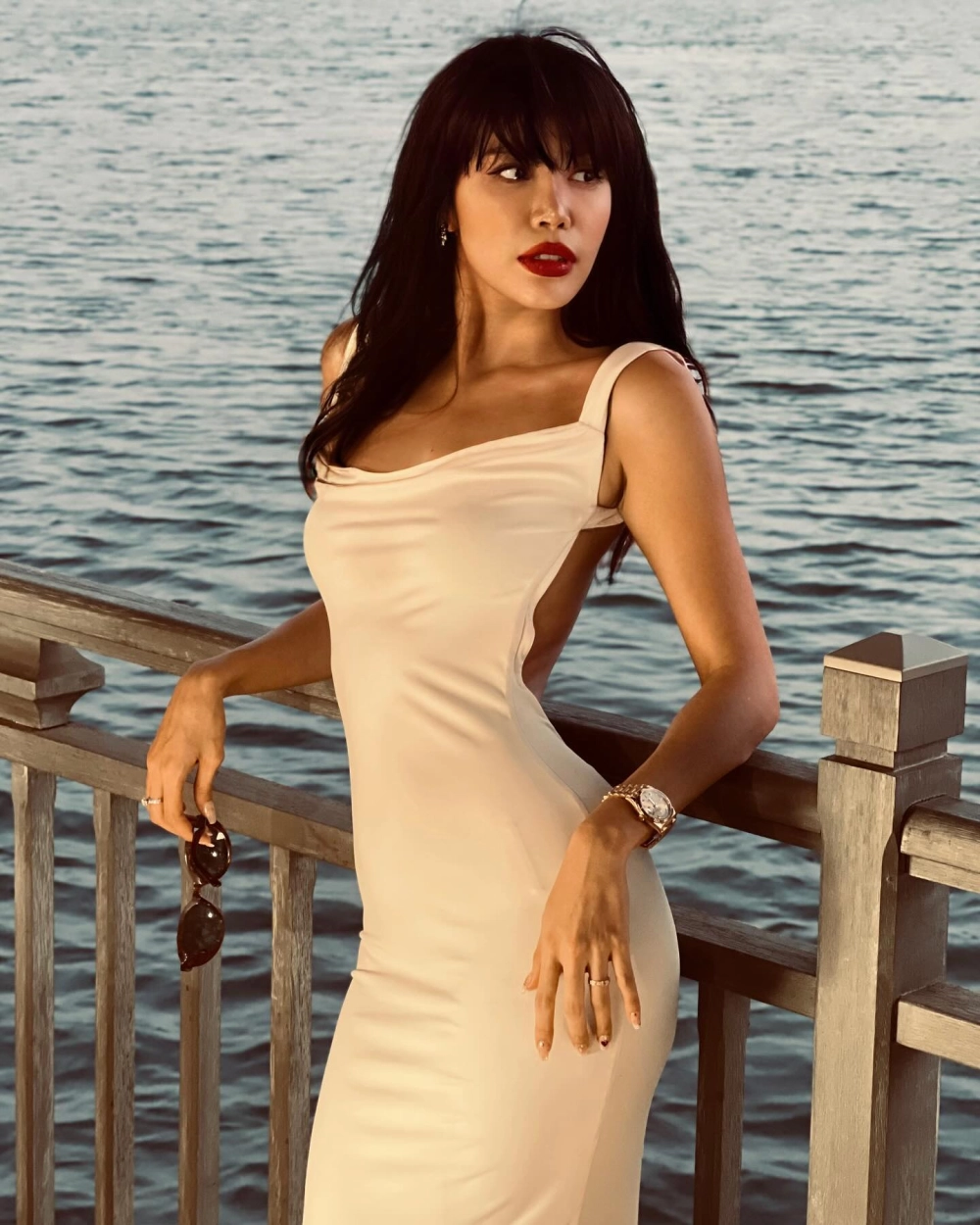 Theo dõi những hình ảnh mới nhất từ minh tú instagram