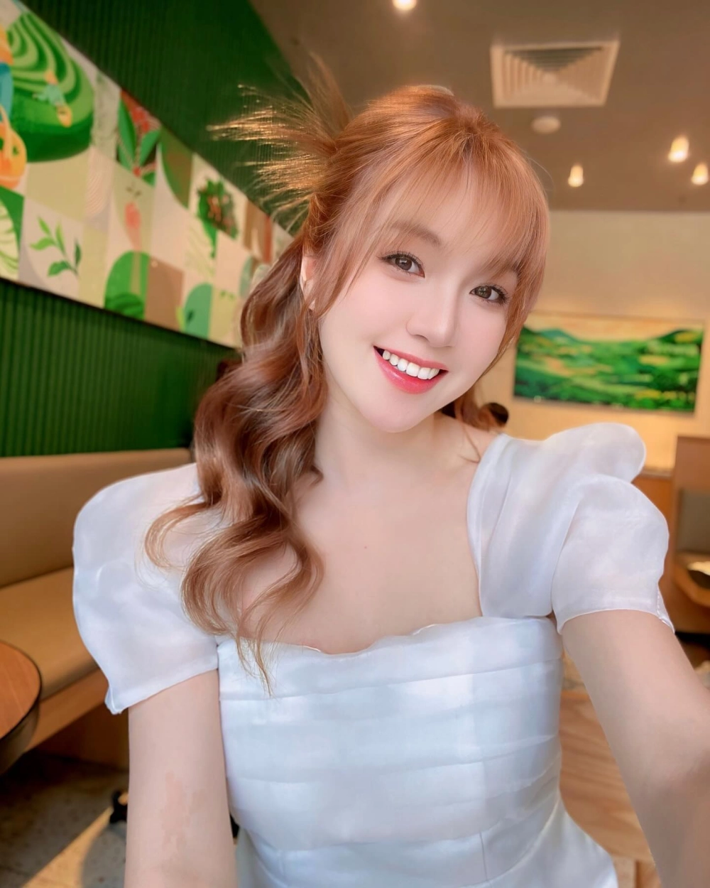 Rap Cấm Như Hexi thể hiện sự mạnh mẽ và quyết đoán trong từng câu rap