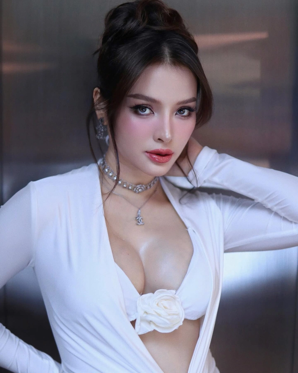 Khám phá những khoảnh khắc Phương Trinh Jolie sinh nhật chồng đầy lãng mạn và ngọt ngào