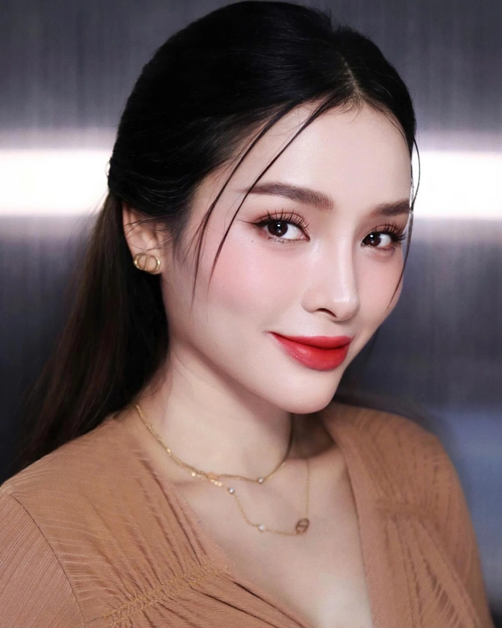 Phương Trinh Jolie sinh con thứ 3 là một dấu mốc quan trọng trong hành trình làm mẹ