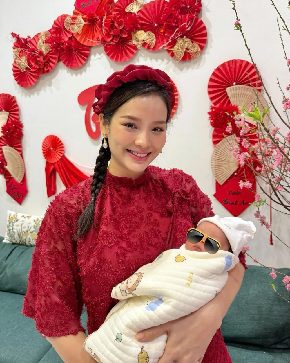 Phương Trinh Jolie sinh con là niềm hạnh phúc lớn trong cuộc đời cô