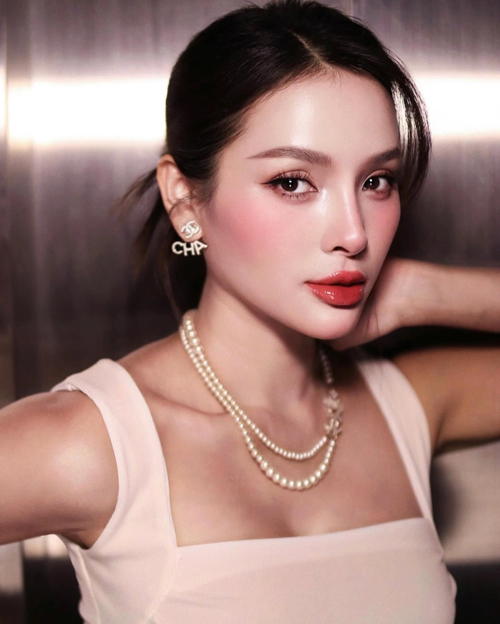 Phương Trinh Jolie sinh năm giúp bạn hiểu rõ hơn về tuổi và sự nghiệp của cô