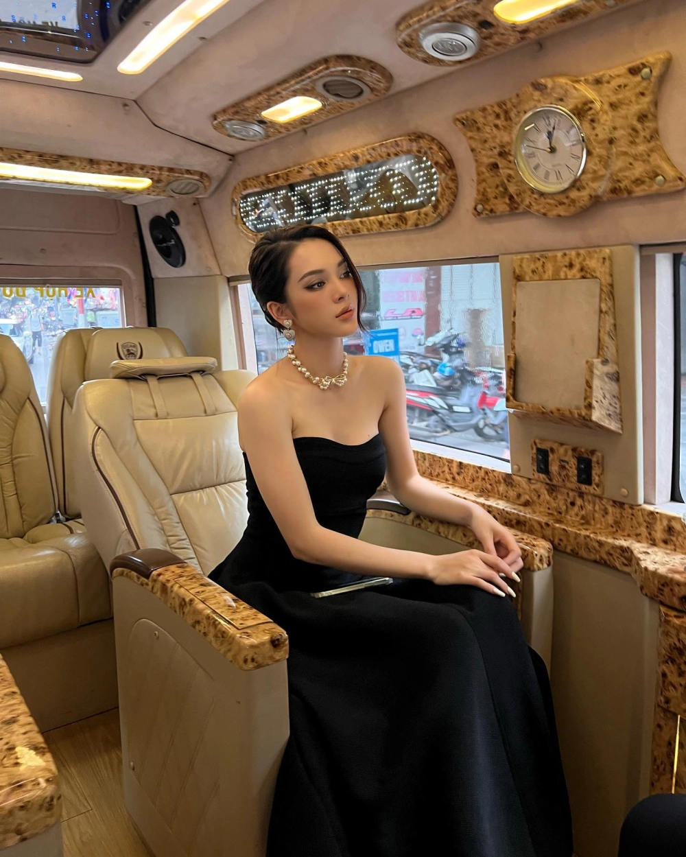 Nữ Diễn Viên Quỳnh Lương luôn mang lại sự tươi mới và cuốn hút trong mọi vai diễn