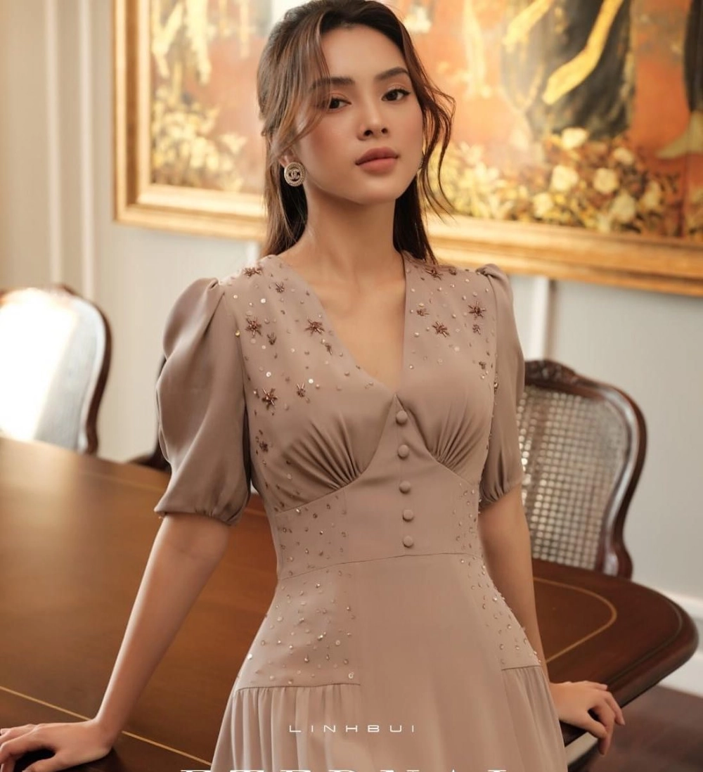 Tiểu sử của Quỳnh Lương