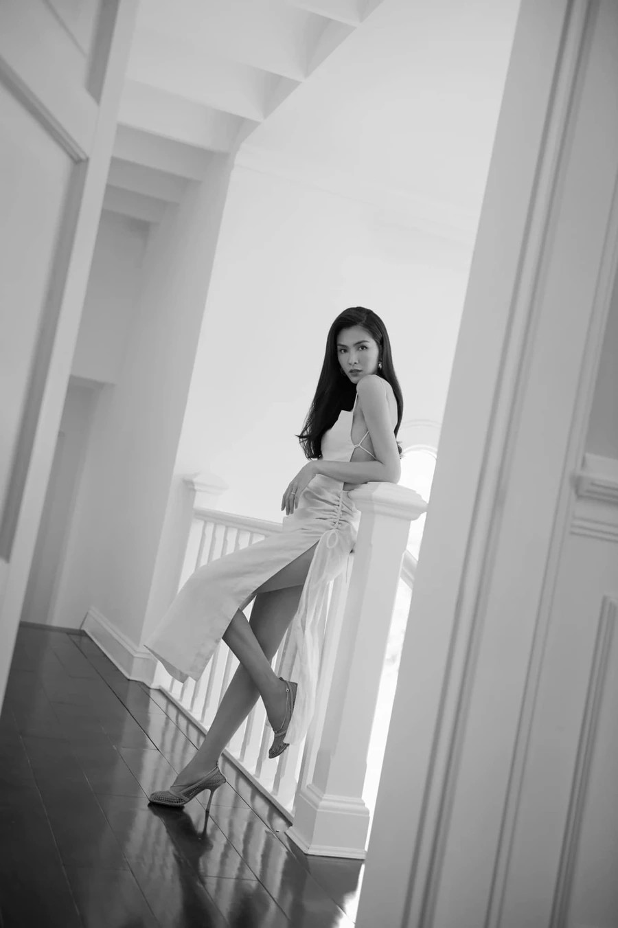 Thời Trang Tăng Thanh Hà đơn giản mà vẫn đầy cuốn hút