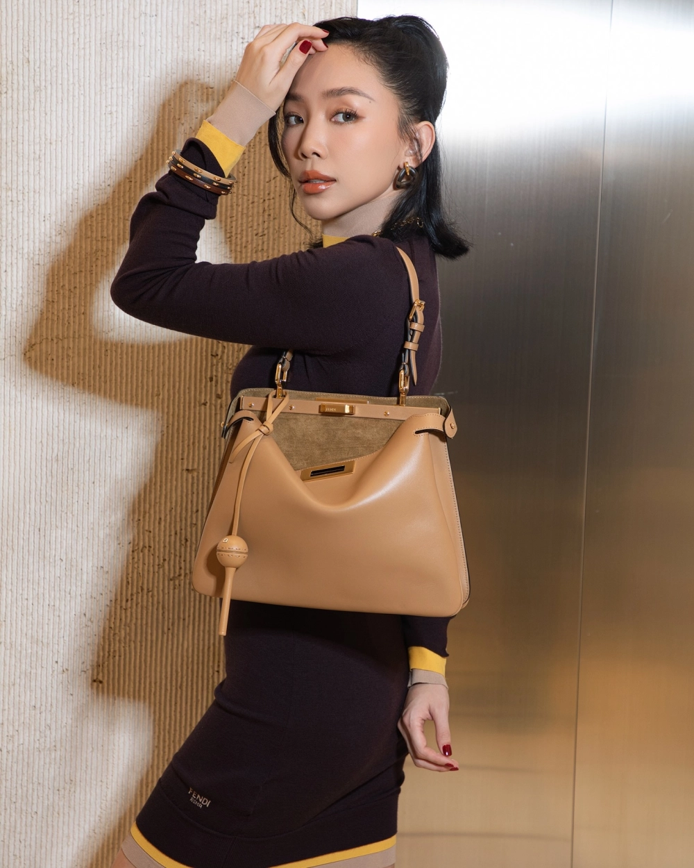 Ngưỡng mộ khả năng Tóc Tiên nói tiếng anh lưu loát