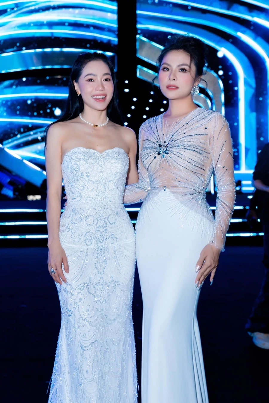 Vân Trang Nội Y tự tin khoe vóc dáng thon gọn đầy cuốn hút