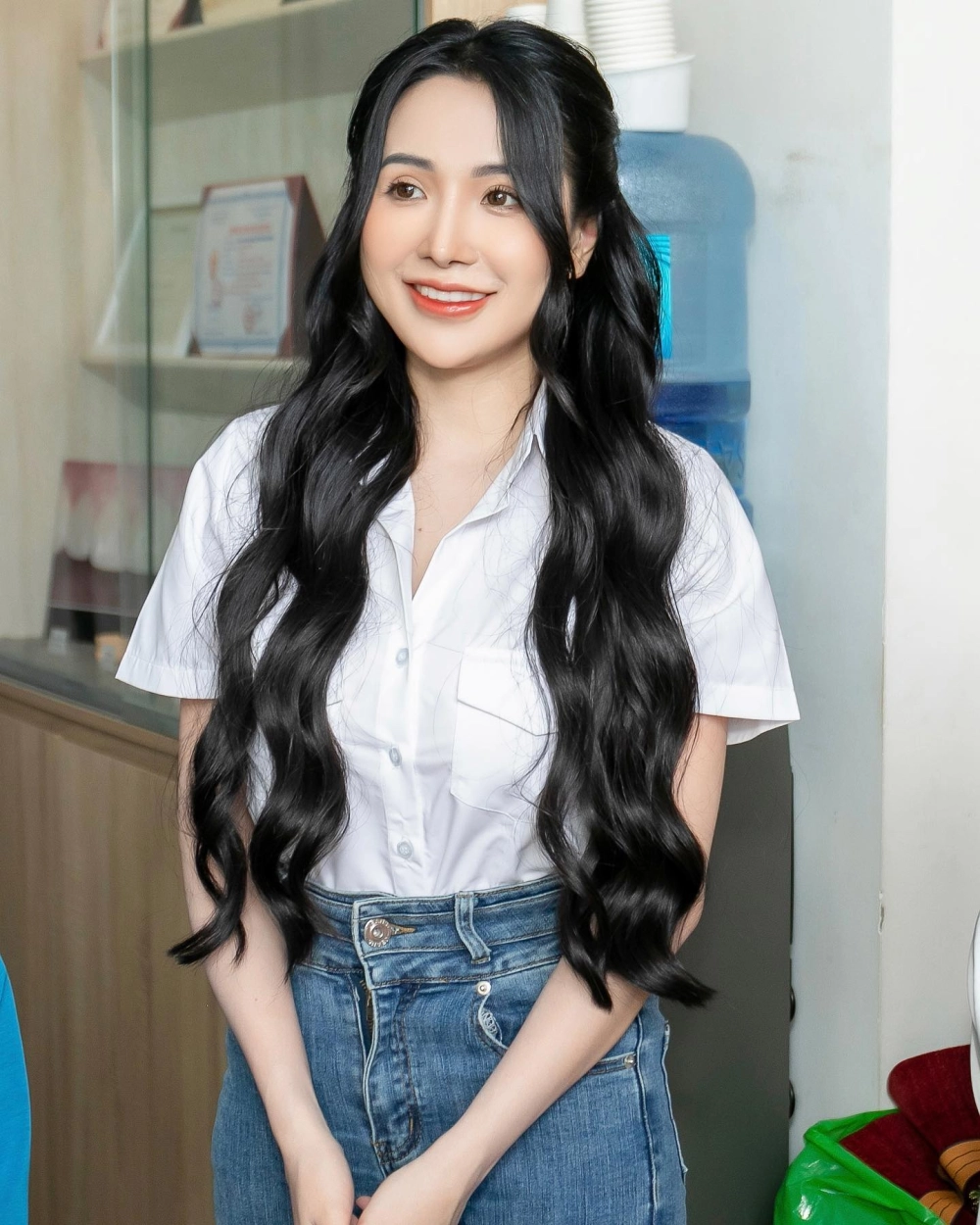 Hình ảnh Viên Vibi lúc chưa phẫu thuật gây tranh cãi