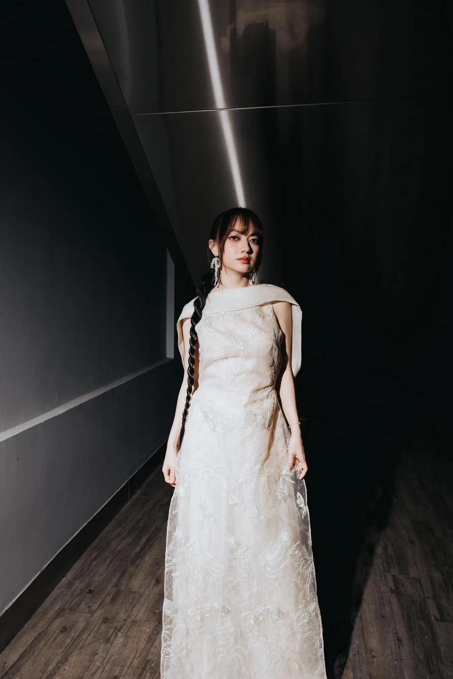 Hoa ngũ sắc xuân nghi thể hiện sắc màu âm nhạc đa dạng và thú vị trong mỗi ca khúc