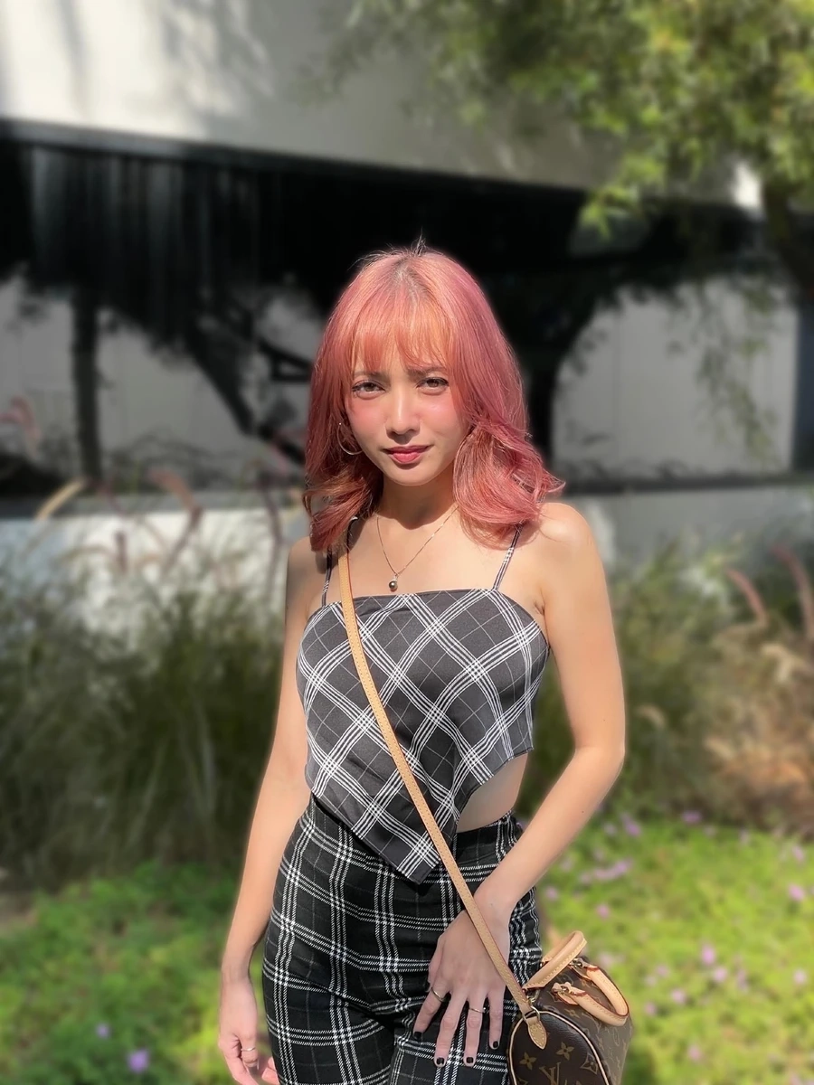 Tiểu sử của Xuân Nghi